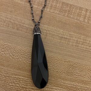 Elegant Black Pendant Necklace